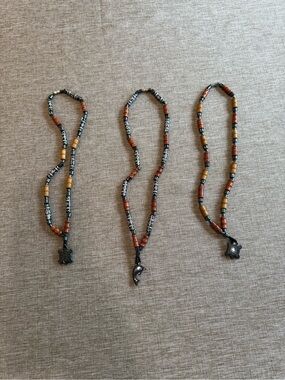 Dominican Beaded Charm Necklace - Turtle (x2), Dolphin